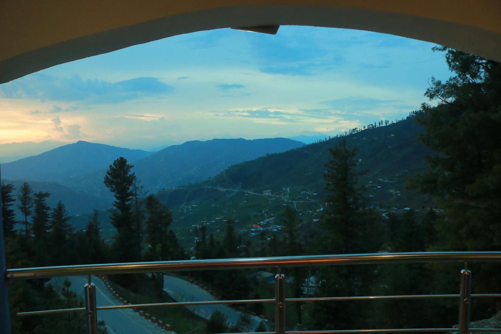 Al-Sadiq Hotel & Restaurant Malam Jabba Swat Saidu Sharif Exterior photo